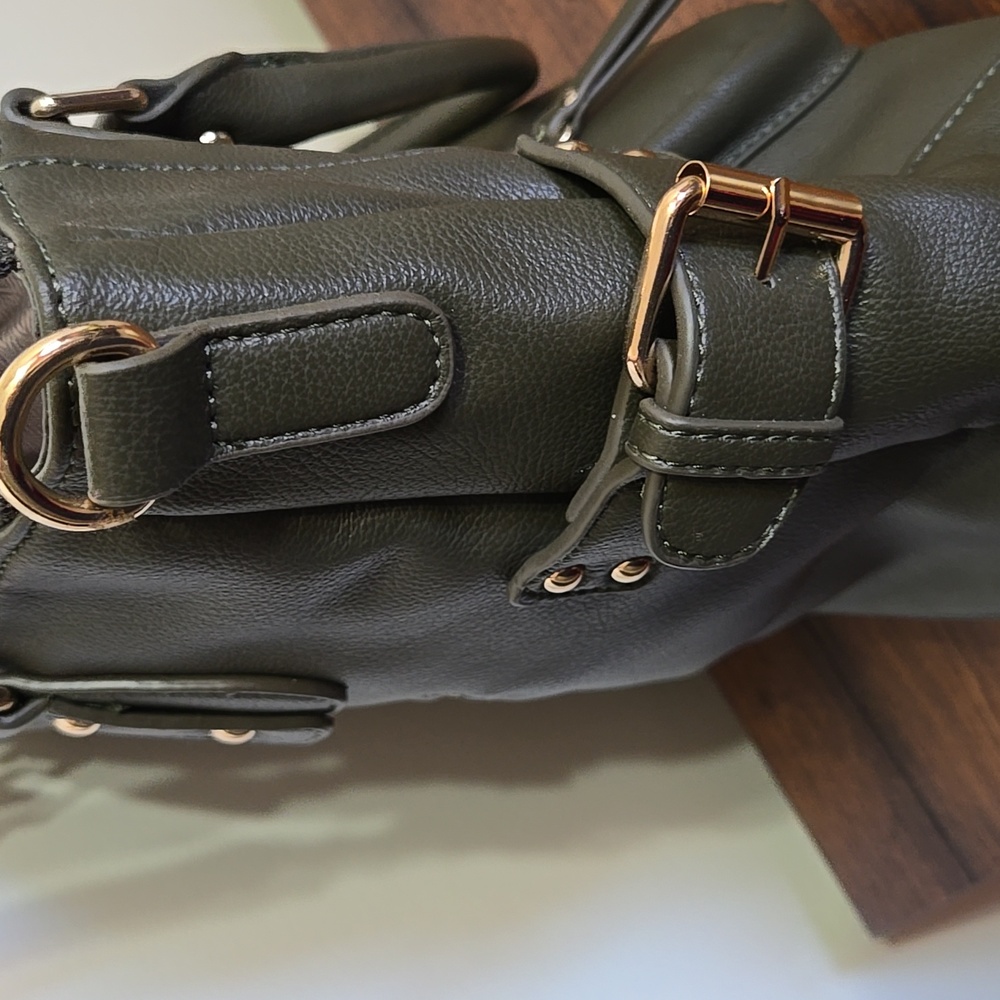 Elegant Dark Green Handbag - Picture 6 of 10
